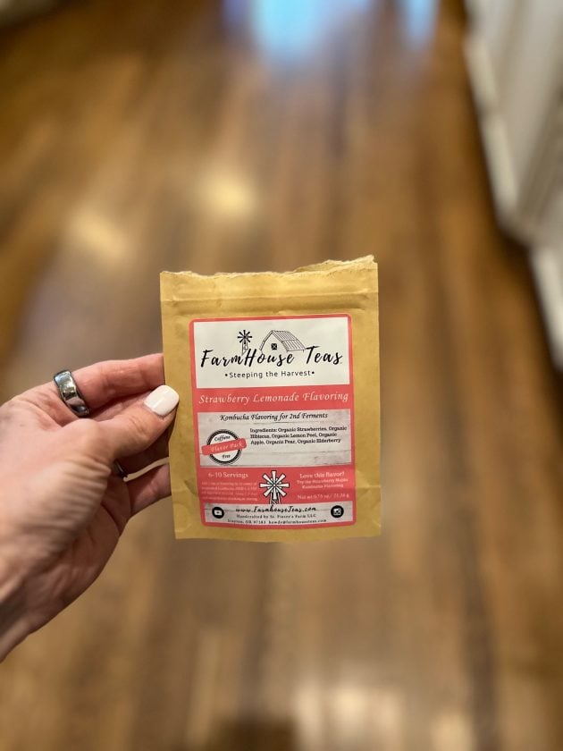 Farmhouse Teas strawberry lemonade flavor for fizzy strawberry drink