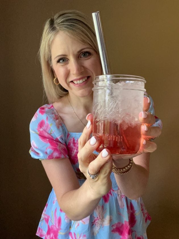sparkling strawberry lemonade soda
