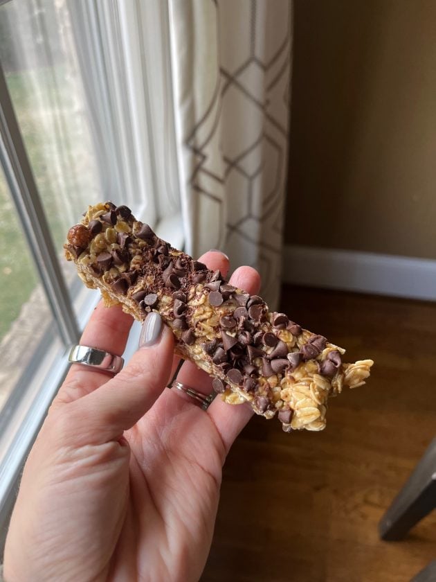 delicious homemade chewy granola bars