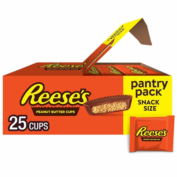 REESE'S Big Cup Chocolate Lava Milk Chocolate Peanut Butter Cups